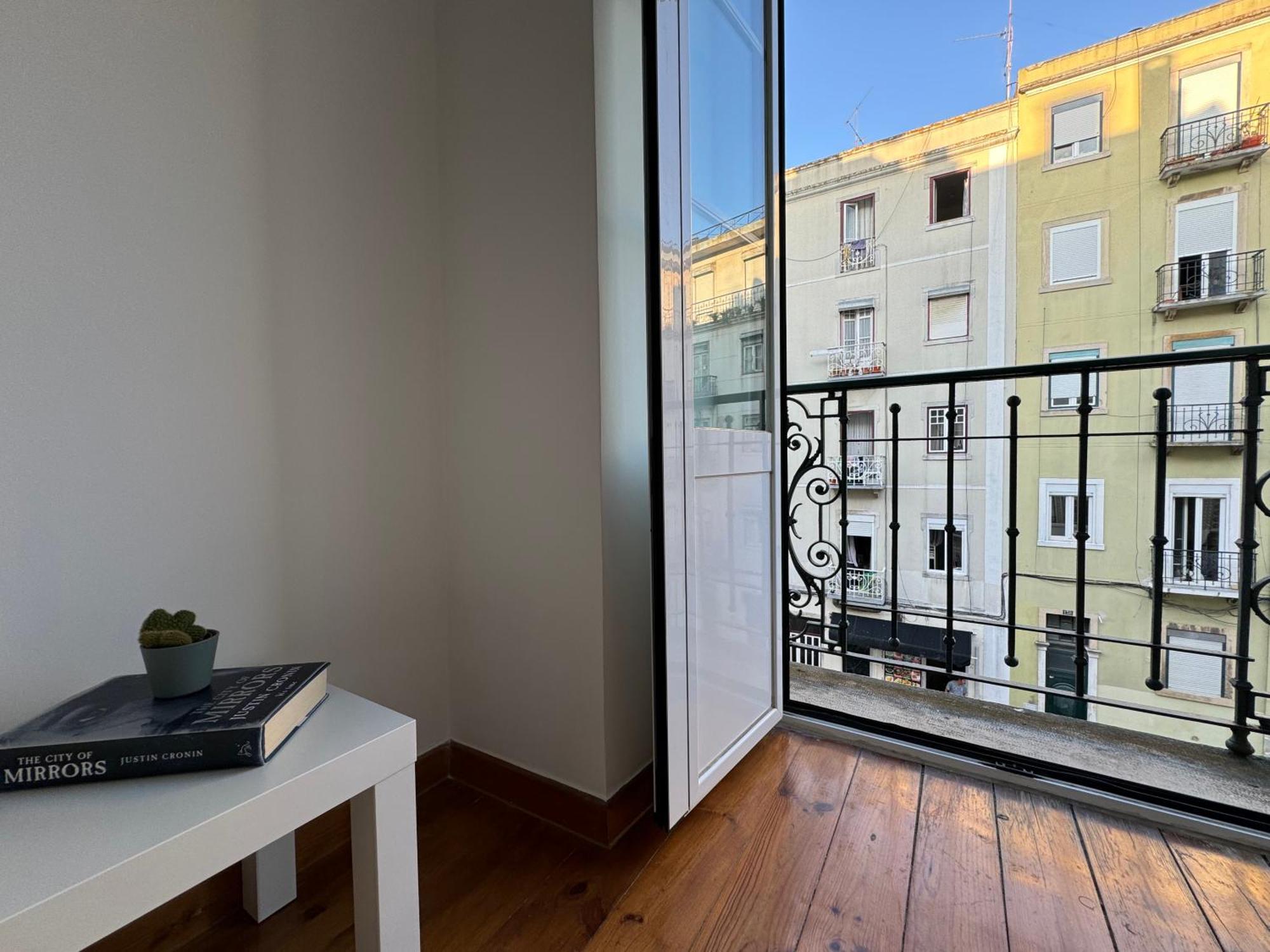 Rooms In Arroios Lisbon Exterior photo