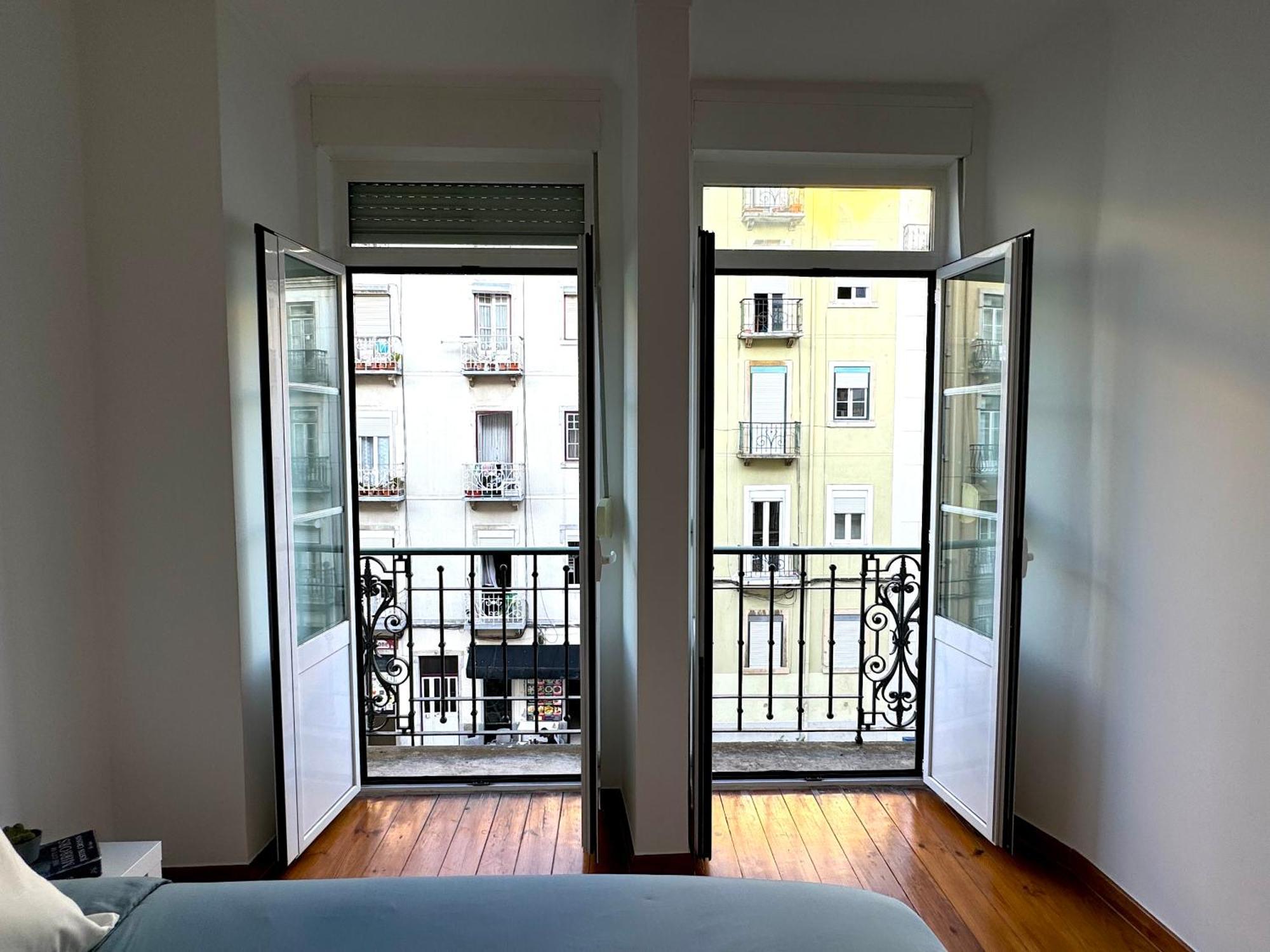 Rooms In Arroios Lisbon Exterior photo