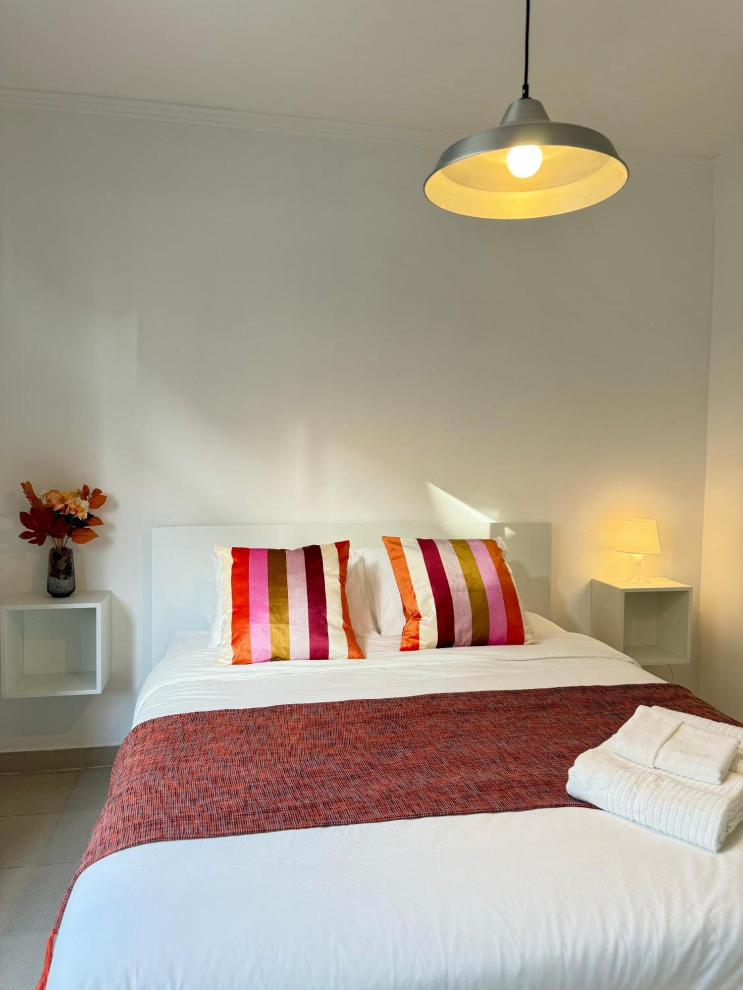 Rooms In Arroios Lisbon Exterior photo