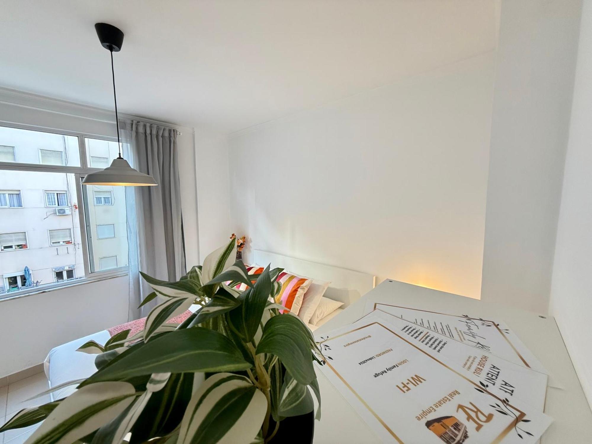 Rooms In Arroios Lisbon Exterior photo
