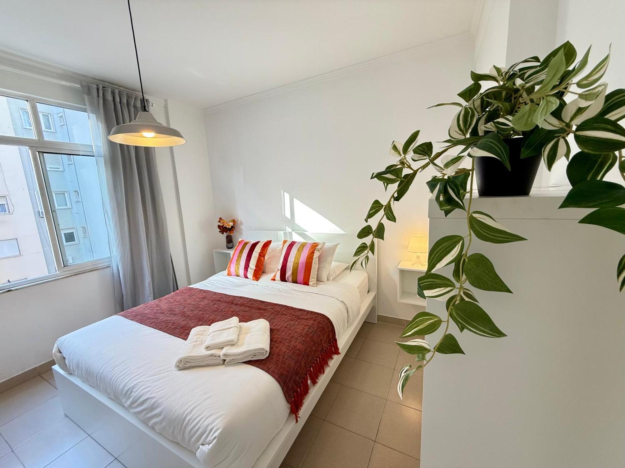 Rooms In Arroios Lisbon Exterior photo