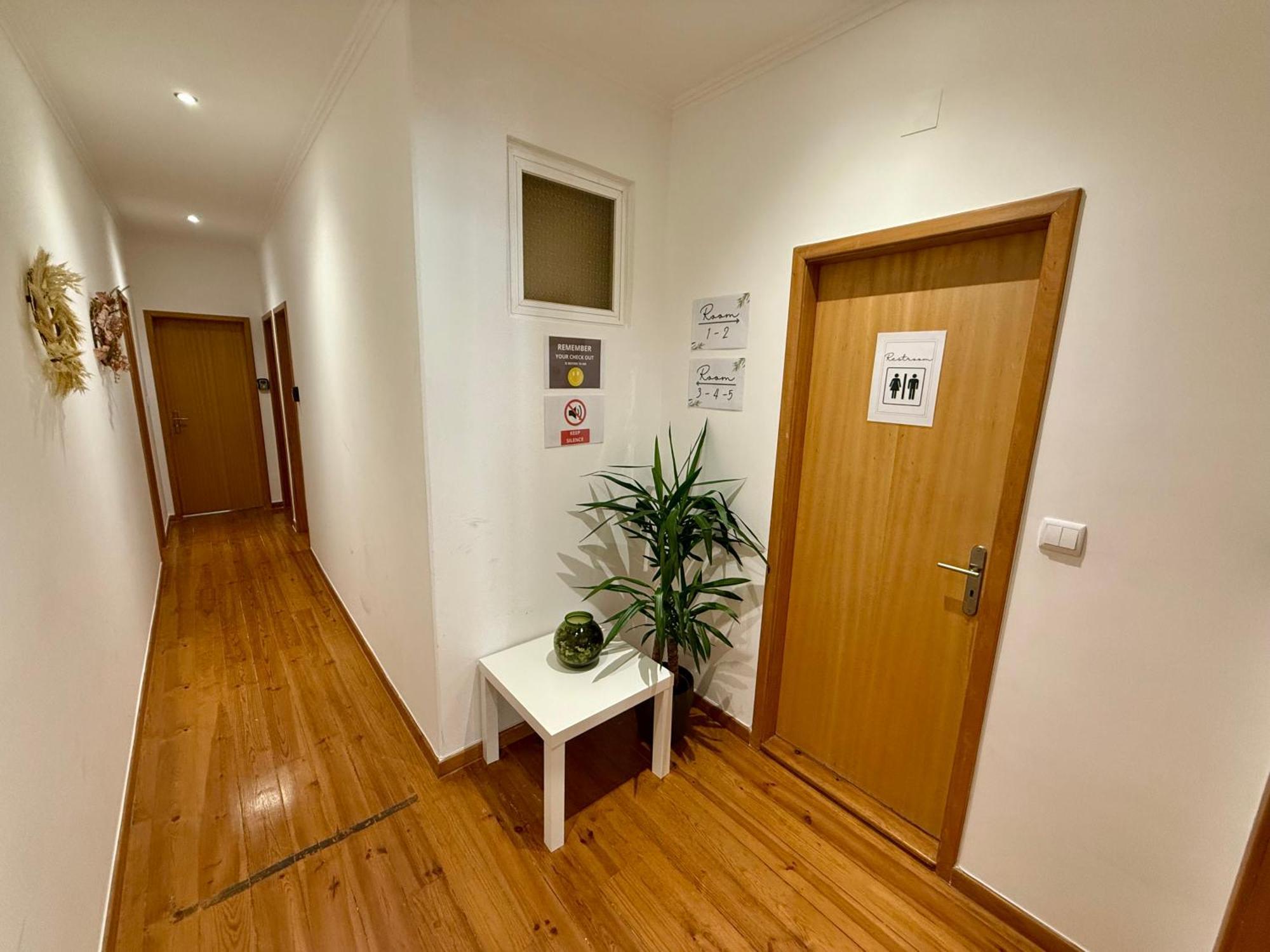 Rooms In Arroios Lisbon Exterior photo